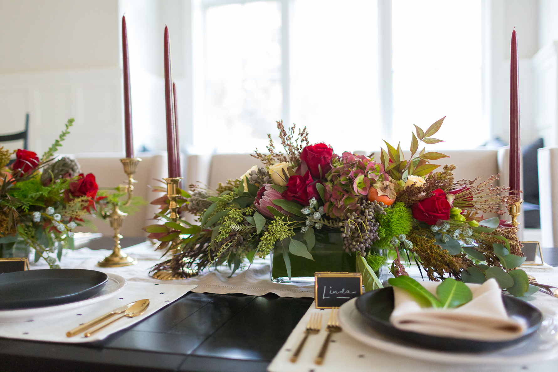 rich & moody thanksgiving friendsgiving tablescape | suzanneobrienstudio.com