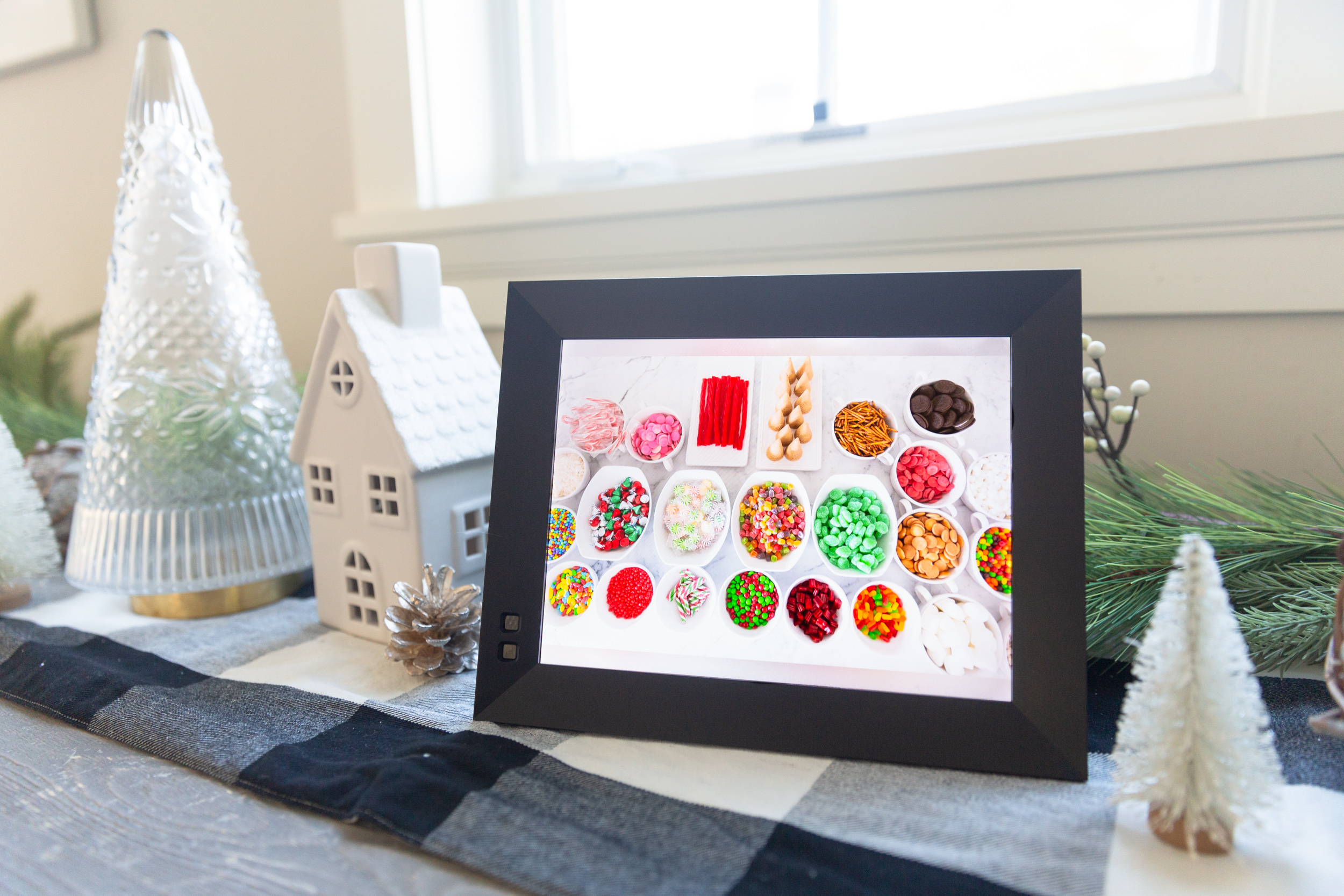 How My Digital Frame Saved Christmas 2020 Suzanne O'Brien Studio